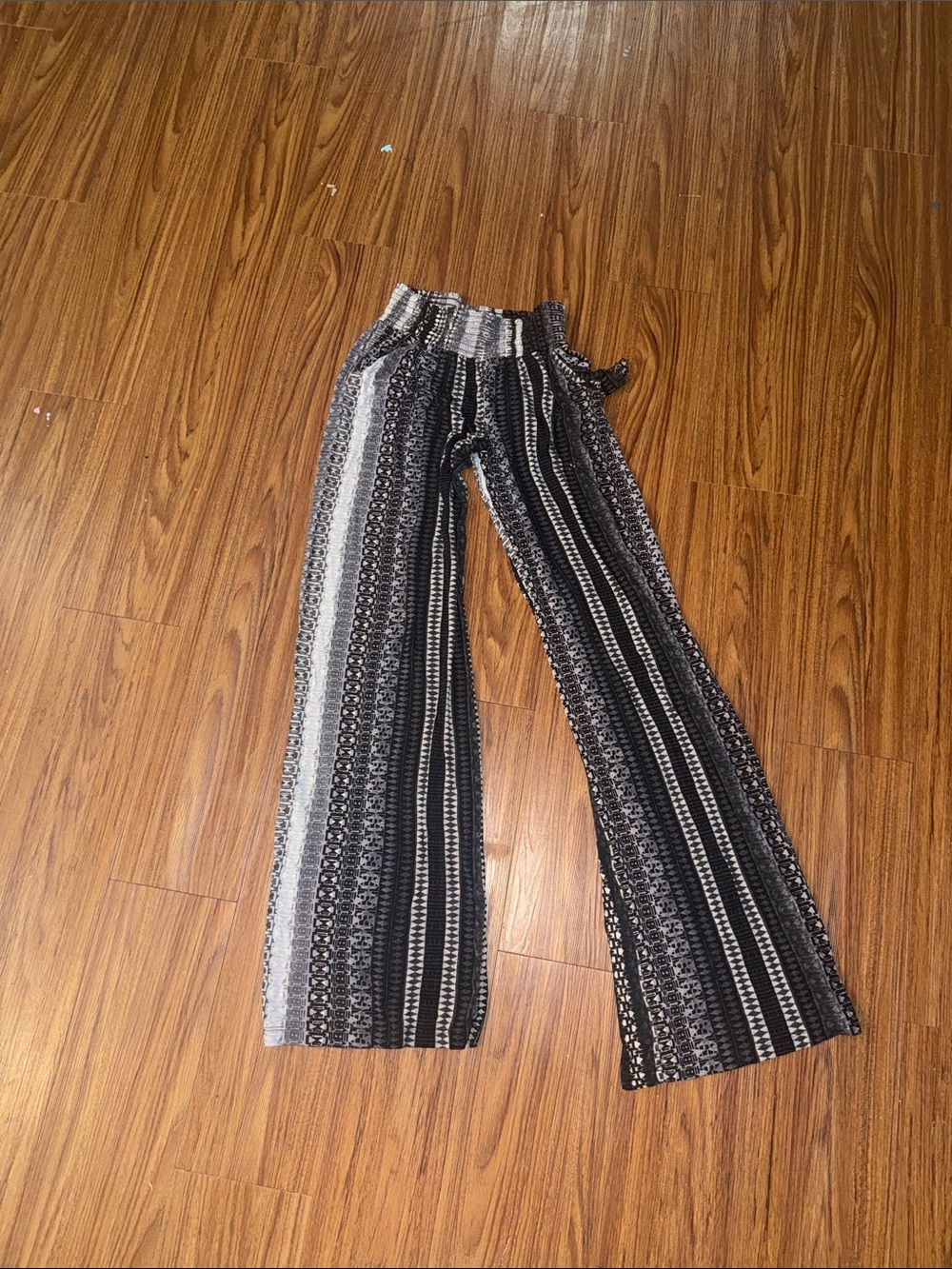 Mossimo Supply Co. Black & White Striped Wide-Leg Pants - Picture 1 of 2